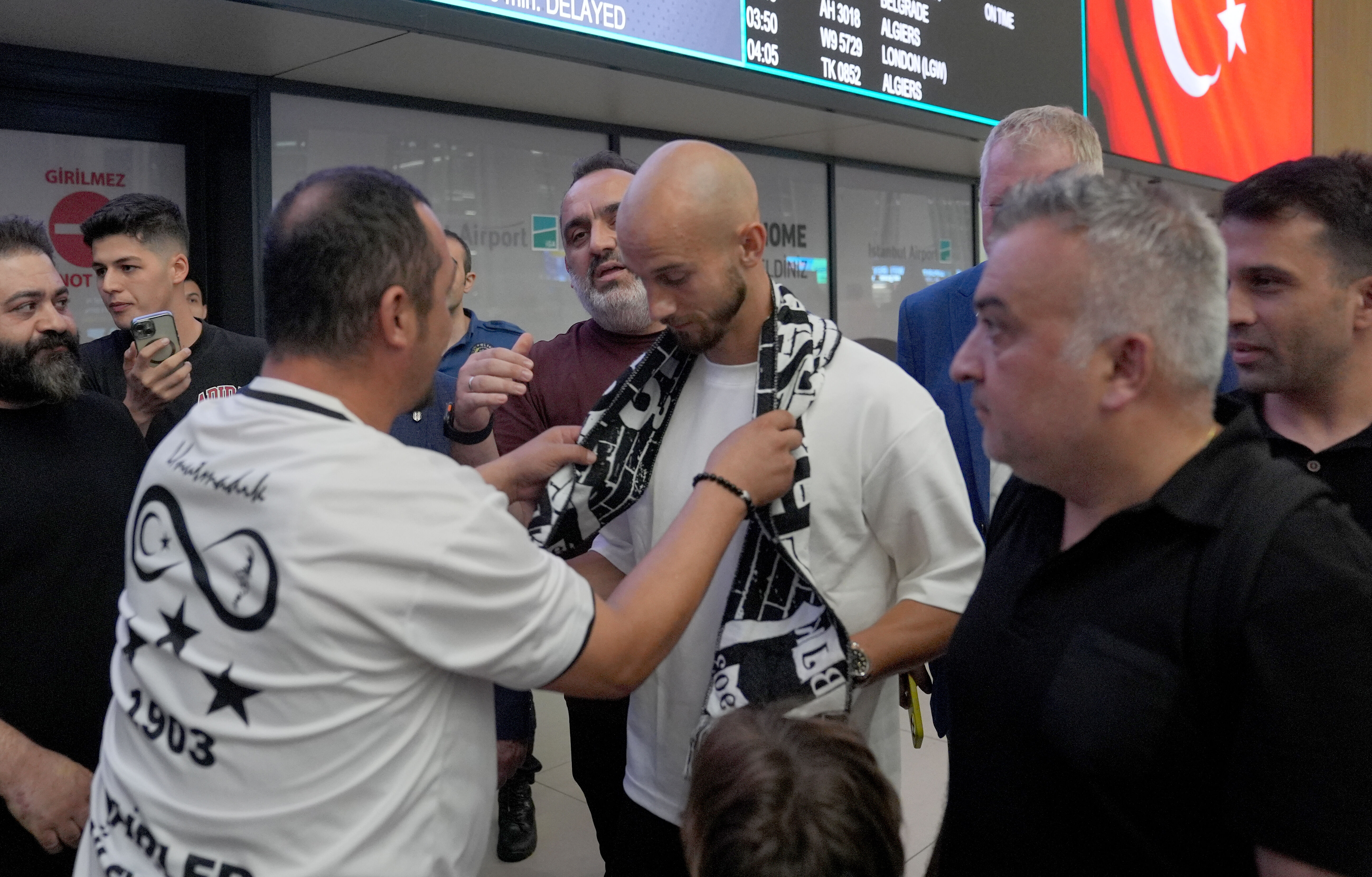 Beşiktaş'ın yeni transferi Vaclav Cerny: Sabırsızlanıyorum - 1. Resim