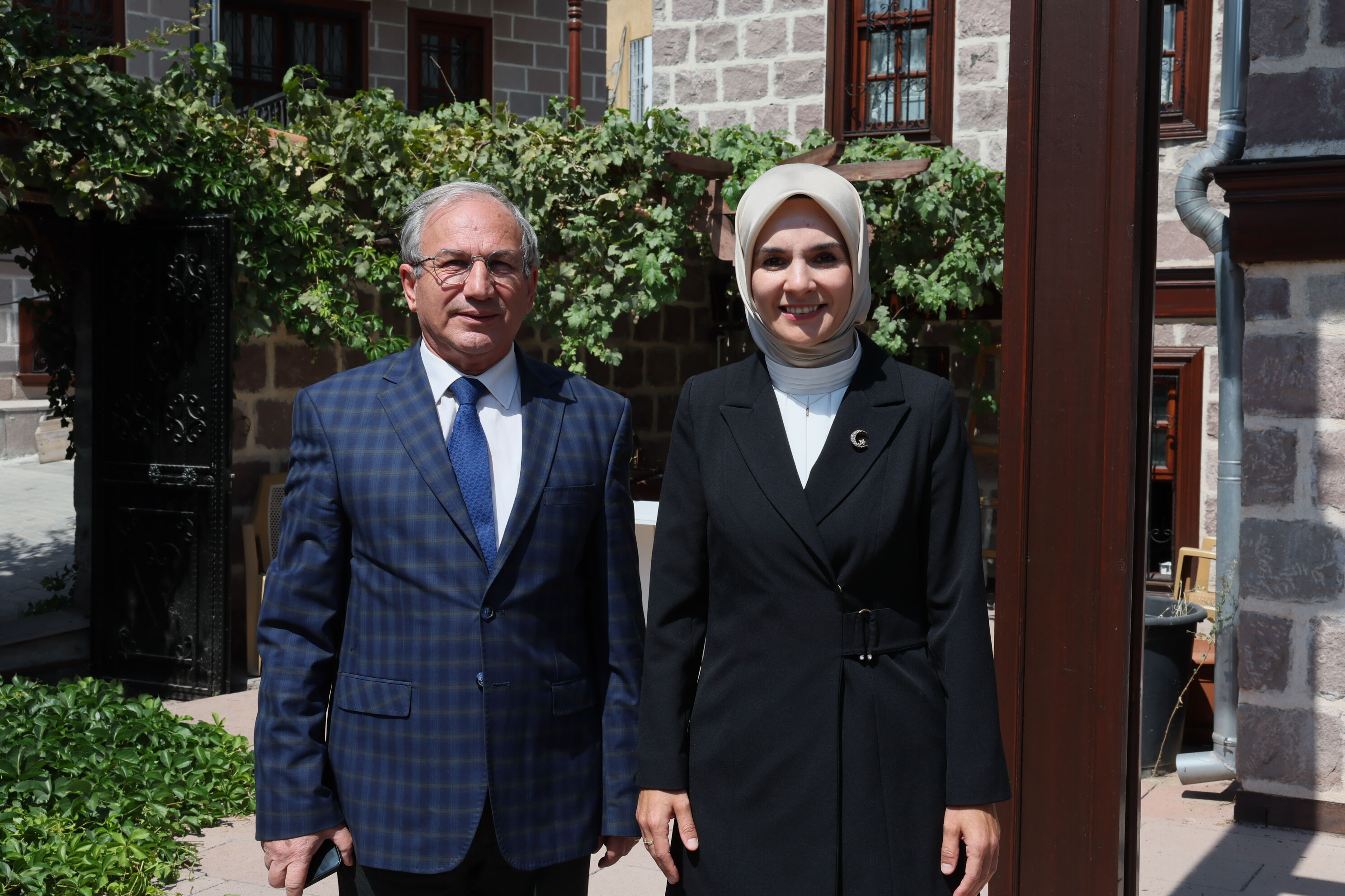 Dünyanın birçok ülkesinde uygulanıyor! Bakan Göktaş "komşu anne" modelinin detaylarını anlattı Dünyanın birçok ülkesinde uygulanıyor! Bakan Göktaş "komşu anne" modelinin detaylarını anlattı - 2. Resim
