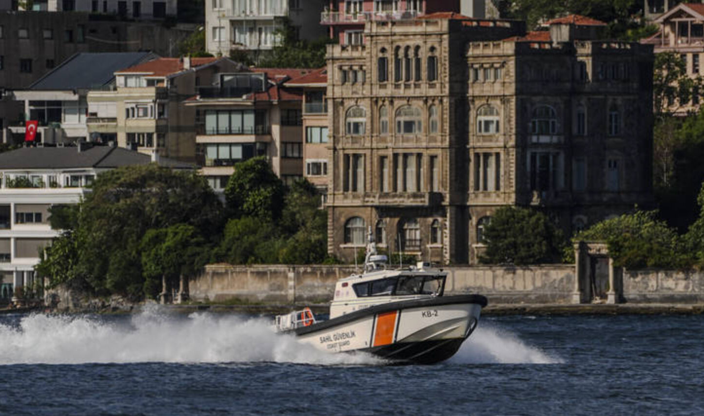 Rus yüzücü Nikolai Andreevich Svechnikov bulundu mu? - 1. Resim