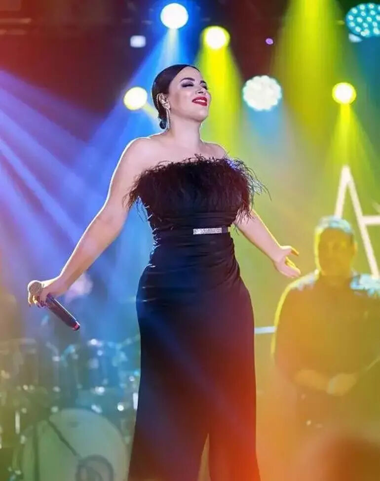 Şarkıcı Zara nasıl kilo verdi, kahvaltıda ne yedi? "Hiç tavsiye etmiyorum" diye açıkladı... Şarkıcı Zara nasıl kilo verdi, kahvaltıda ne yedi? "Hiç tavsiye etmiyorum" diye açıkladı... - 3. Resim