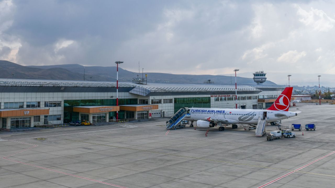 Bölgenin en büyük havalimanı 3 ay kapalı kalacak! Uçaklar son kez piste indi