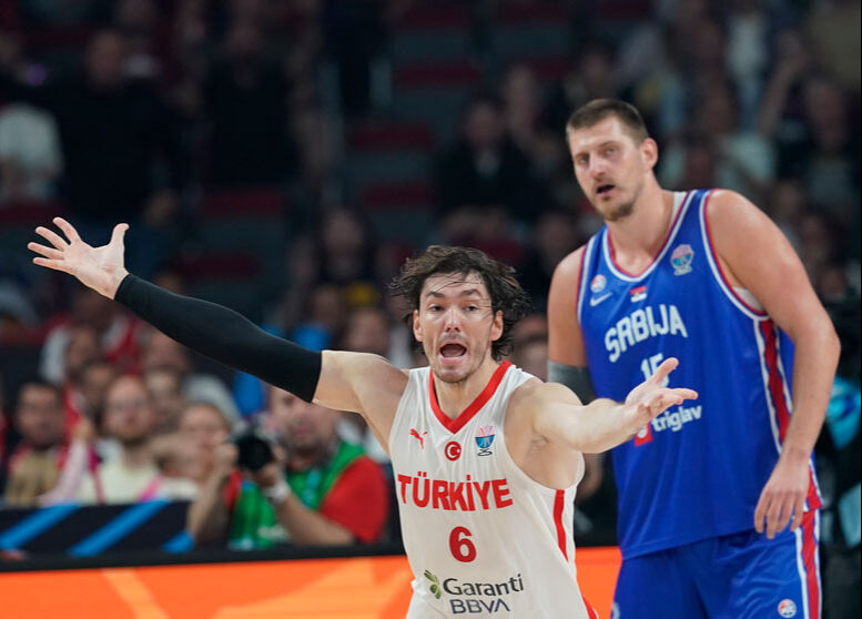 Düelloyu Alperen Şengün kazandı, Jokic göndermeli paylaşım olay oldu: Sırplar neye uğradığını şaşırdı - 2. Resim