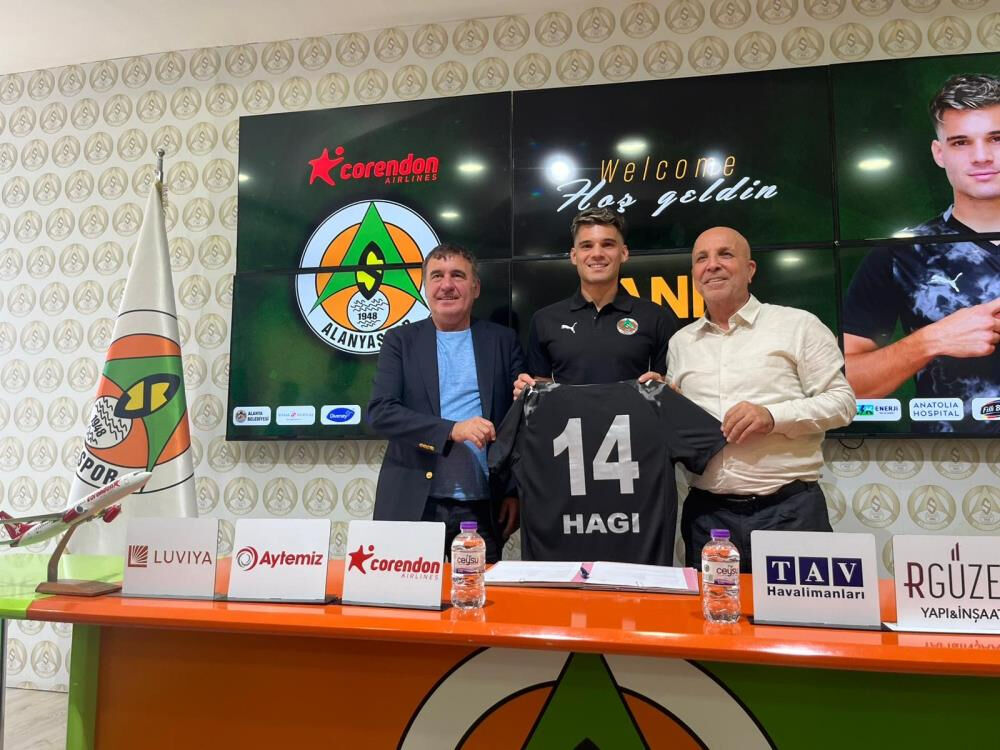 Efsanenin oğlu Süper Lig'de! Hagi'den 2 yıllık imza: Doğduğum yere geldim - 2. Resim