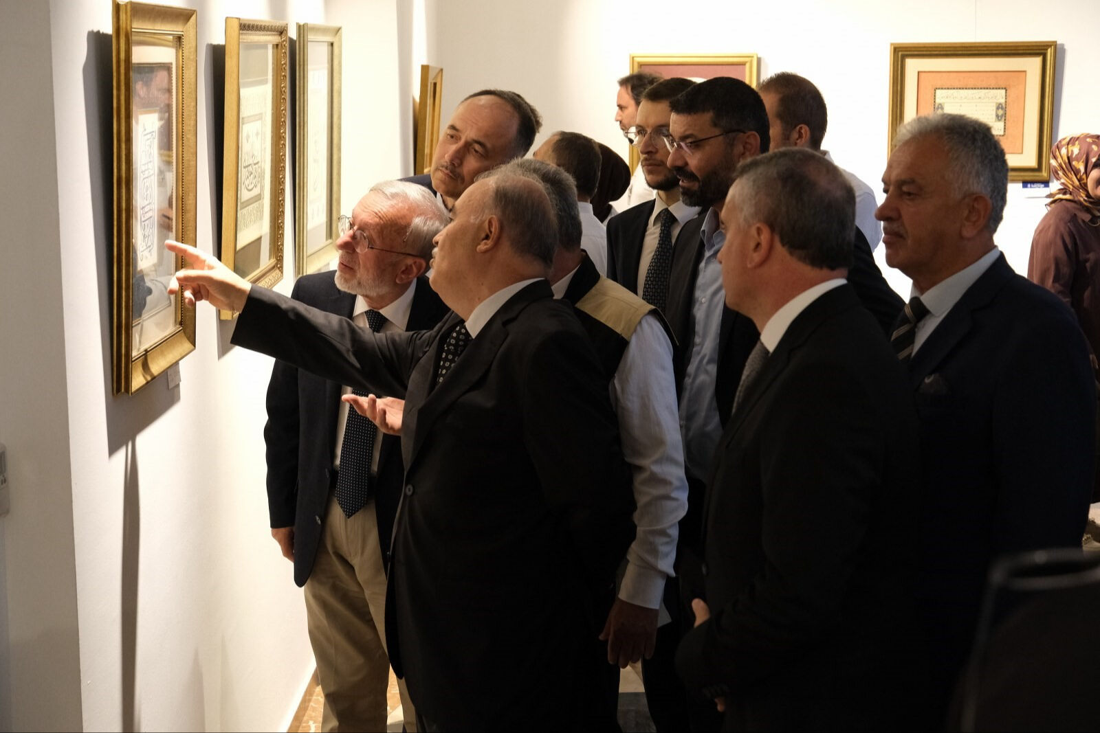 İcazet sergisine yoğun ilgi! Akademisyenlerle sanat&ccedil;ılar bir araya geldi - 3. Resim