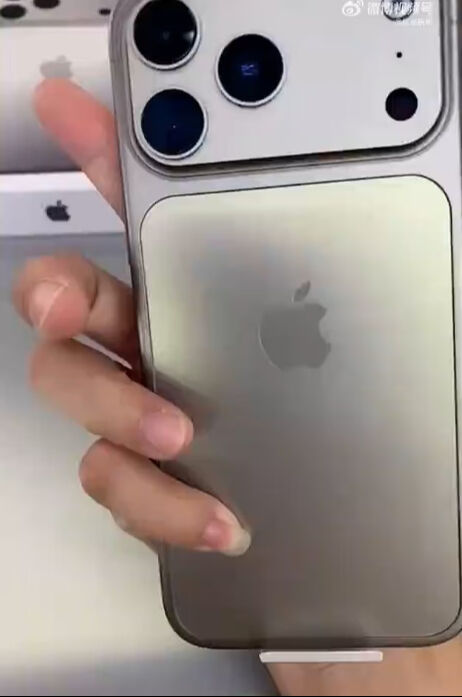 iPhone 17 Pro Max sızdırıldı: Tasarım şaşırtıyor, hayranlar tepkili! - 3. Resim