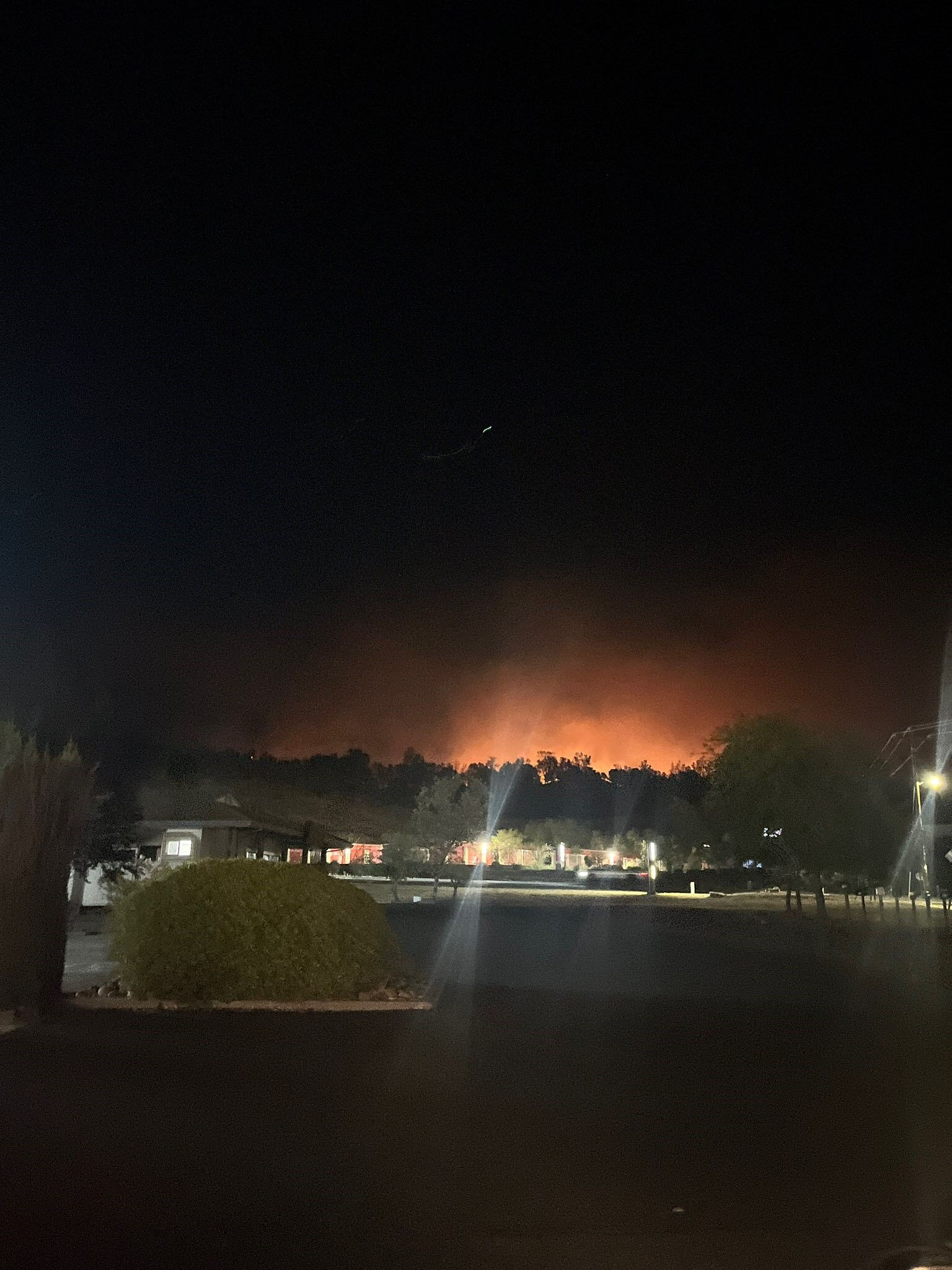 Kaliforniya alev alev! 24 saatte 10 binden fazla yıldırım düştü: Binlerce dönüm küle döndü - 2. Resim