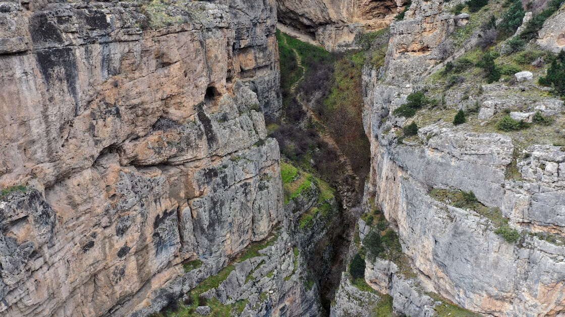 Turizm için kritik ziyaret! Bakan Ersoy Cehennem Deresi Kanyonu'nda Turizm için kritik ziyaret! Bakan Ersoy Cehennem Deresi Kanyonu'nda - 3. Resim