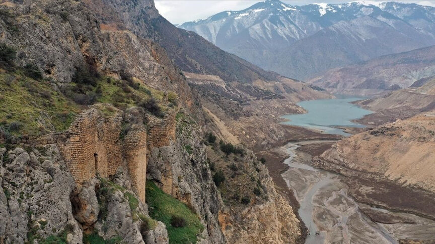 Turizm için kritik ziyaret! Bakan Ersoy Cehennem Deresi Kanyonu'nda Turizm için kritik ziyaret! Bakan Ersoy Cehennem Deresi Kanyonu'nda - 1. Resim