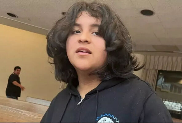 ABD'de benzinlikte dehşet! 13 yaşındaki çocuk annesinin gözü önünde öldü ABD'de benzinlikte dehşet! 13 yaşındaki çocuk annesinin gözü önünde öldü - 1. Resim