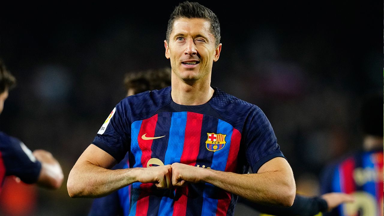 Yıllık 100 milyon euro teklif ettiler! Lewandowski kararını verdi