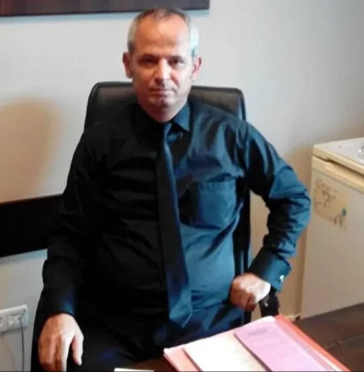 Boğazı kesilerek öldürülen Cumhuriyet Savcısı Ercan Kayhan'a son veda! Gözyaşları sel oldu Boğazı kesilerek öldürülen Cumhuriyet Savcısı Ercan Kayhan'a son veda! Gözyaşları sel oldu - 1. Resim
