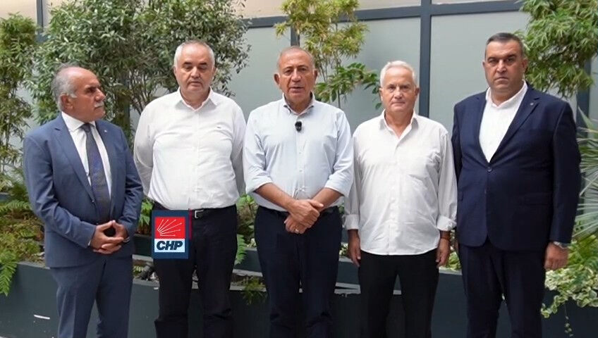 Gürsel Tekin kurmalarıyla ilk kez kamera karşısında: Özgür Özel'e gözdağı! - 1. Resim