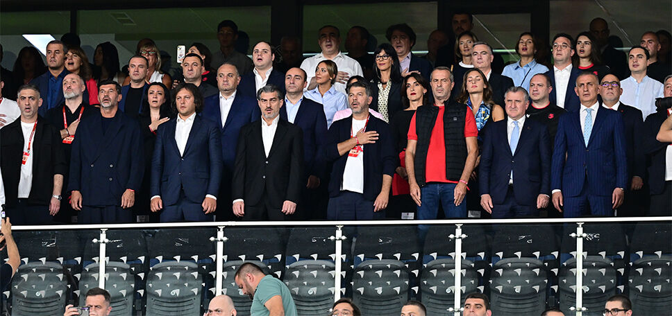 İbrahim Hacıosmanoğlu maç sonu isyan etti: Bunlar vatan haini! - 1. Resim