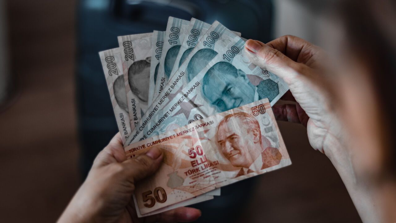 İşsizlik maaşı yattı mı! Ne zaman, saat kaçta yatar? Eylül ödemesi araştırılıyor İşsizlik maaşı yattı mı! Ne zaman, saat kaçta yatar? Eylül ödemesi araştırılıyor
