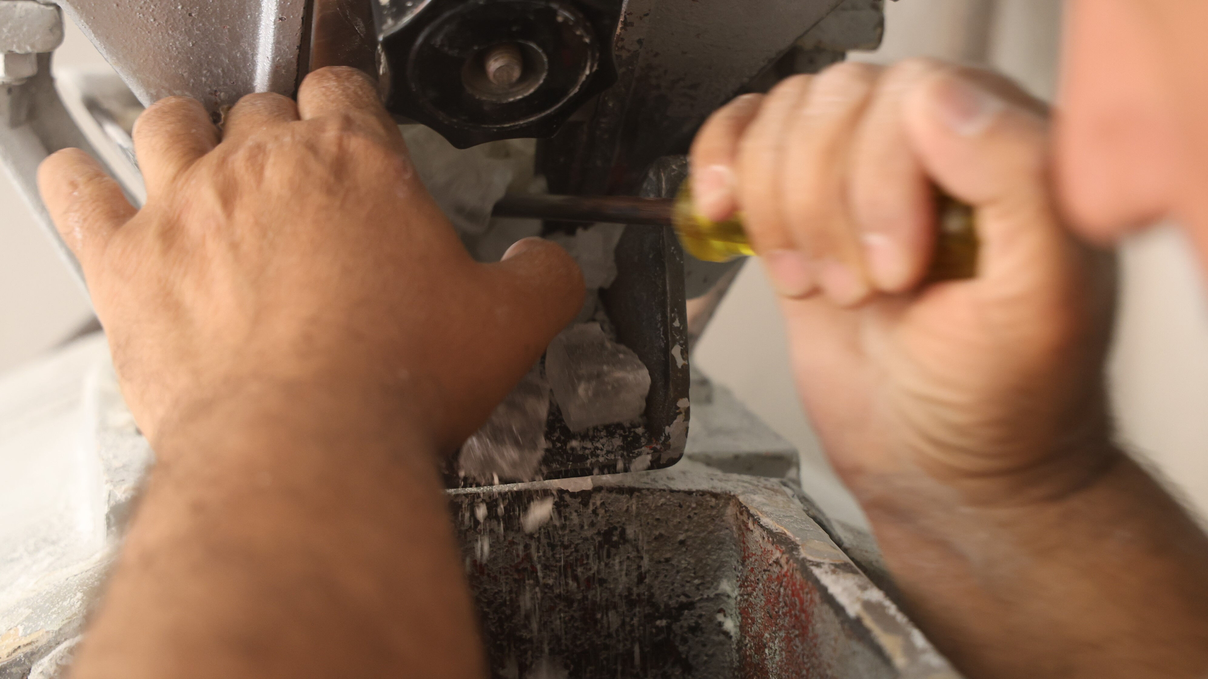 Kaya tuzundan süs eşyası yapıyorlar! Hepsi el emeği - 1. Resim