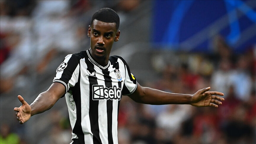 Liverpool'a imza atan Alexander Isak'tan taraftarları &uuml;zecek karar - 1. Resim