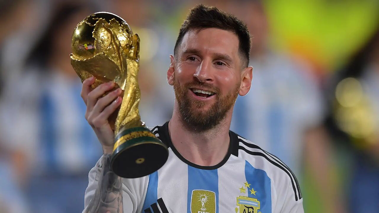 Messi futbolu bıraktı mı? Arjantin formasıyla son iç saha maçına çıktı - 2. Resim