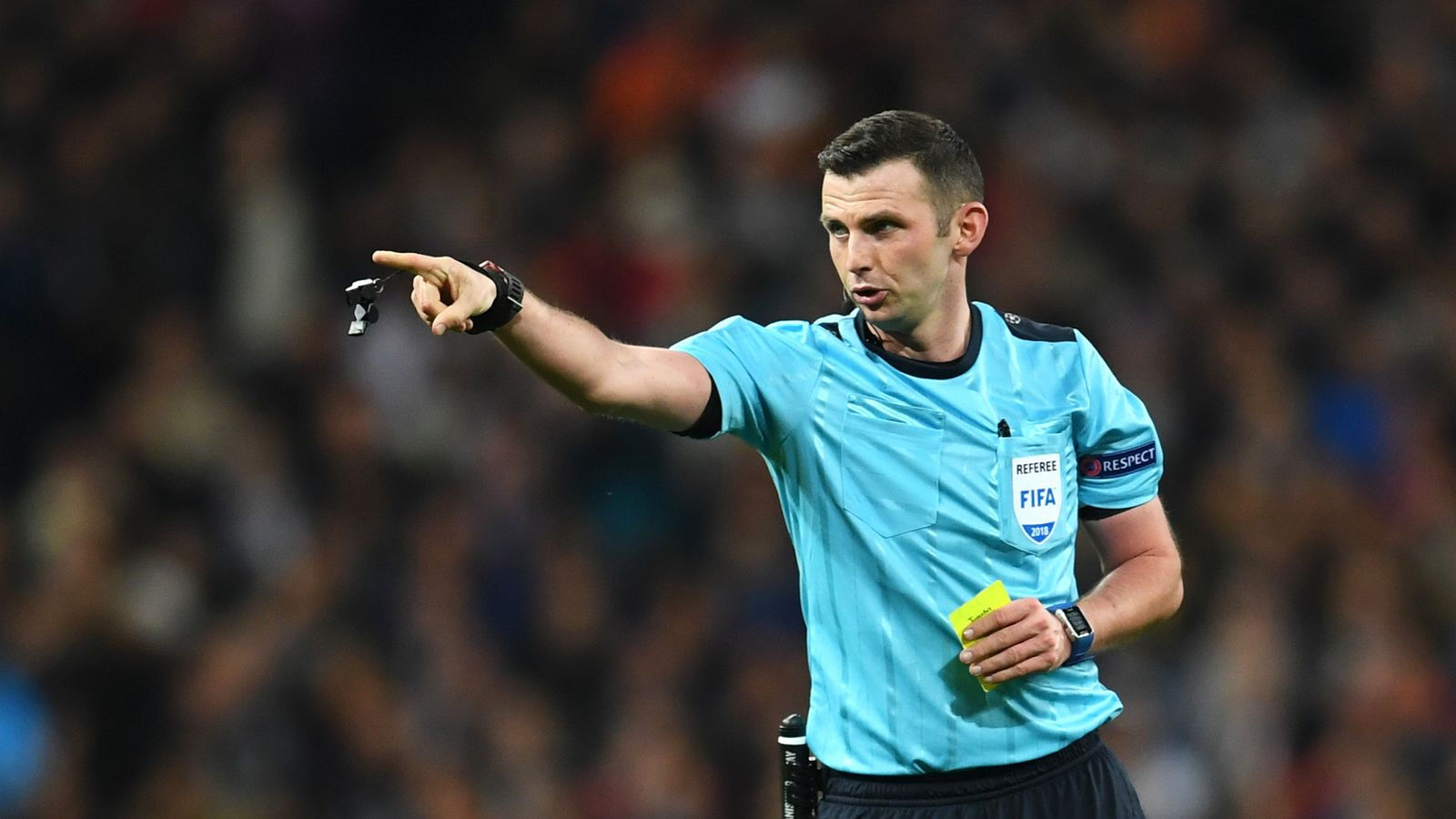 Michael Oliver nereli, hangi maçları yönetti? Türkiye-İspanya maçı hakemi belli oldu! Michael Oliver nereli, hangi maçları yönetti? Türkiye-İspanya maçı hakemi belli oldu! - 1. Resim