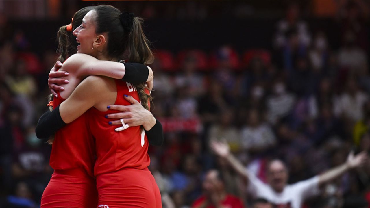 Türkiye - Japonya voleybol maçı ne zaman, saat kaçta? Filenin Sultanları şampiyonluğa gidiyor Türkiye - Japonya voleybol maçı ne zaman, saat kaçta? Filenin Sultanları şampiyonluğa gidiyor