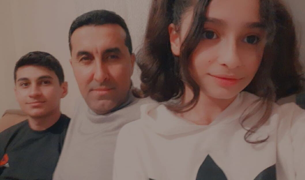 &Uuml;niversite kaydı d&ouml;n&uuml;ş&uuml; facia! Otomobilde yanarak can verdiler - 1. Resim