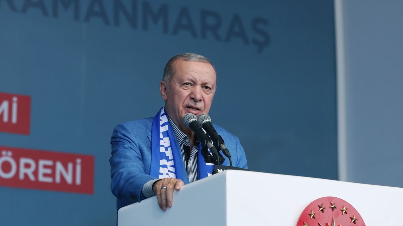 Cumhurbaşkanı Erdoğan: Terör baronları emellerine ulaşamayacak Cumhurbaşkanı Erdoğan: Terör baronları emellerine ulaşamayacak