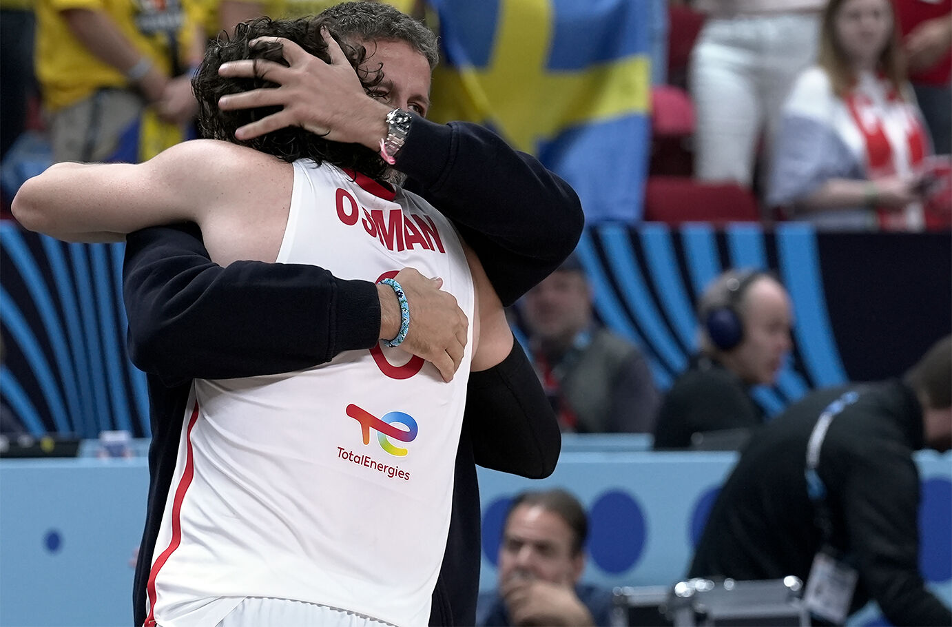 Bir zafer de 12 Dev Adam'dan: Avrupa Şampiyonası'nda 6'da 6 ile çeyrek finaldeyiz - 4. Resim