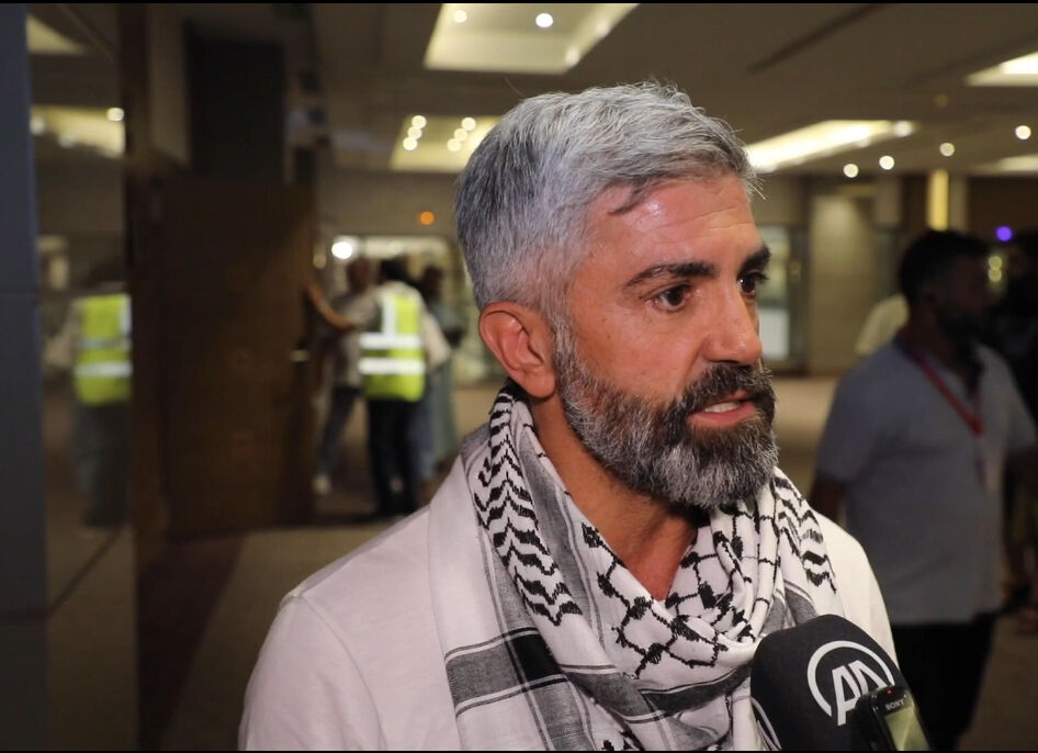 Bütün dünyanın gözleri onların üzerinde! Kimi bir genç, kimi doktor, kimi vekil... Sumud Filosu'na katılanlar bir arada - 6. Resim