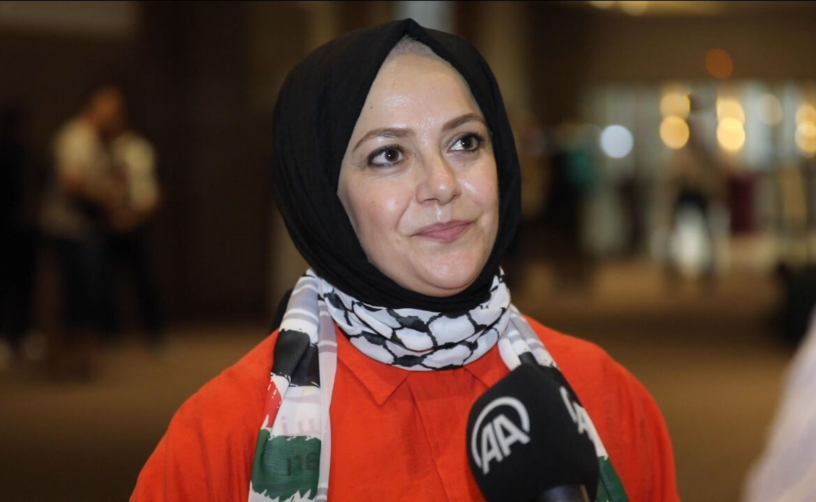 Bütün dünyanın gözleri onların üzerinde! Kimi bir genç, kimi doktor, kimi vekil... Sumud Filosu'na katılanlar bir arada - 5. Resim