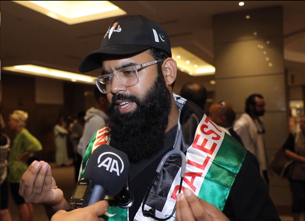 Bütün dünyanın gözleri onların üzerinde! Kimi bir genç, kimi doktor, kimi vekil... Sumud Filosu'na katılanlar bir arada - 7. Resim