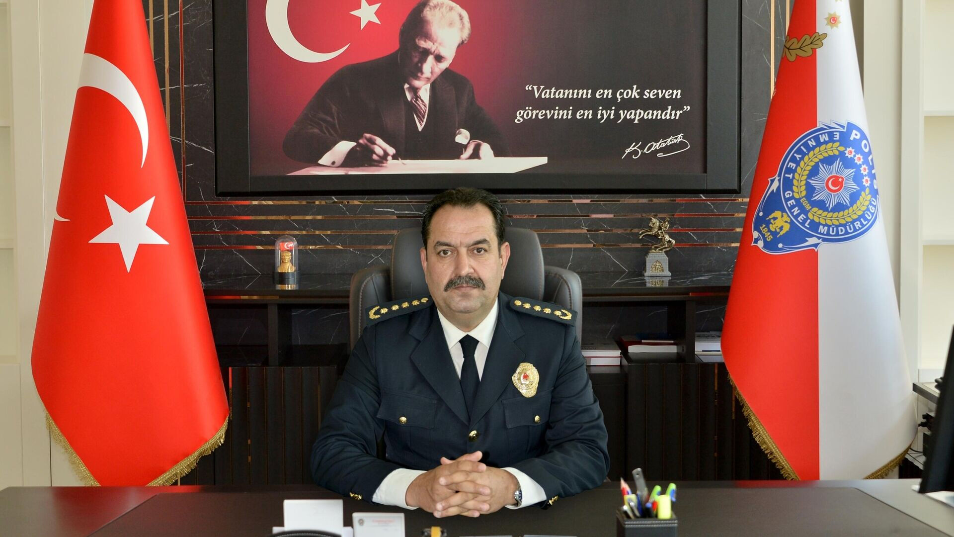 Görevden alınan Antalya İl Emniyet Müdürü İlker Arslan hakkında gözaltı kararı - 1. Resim