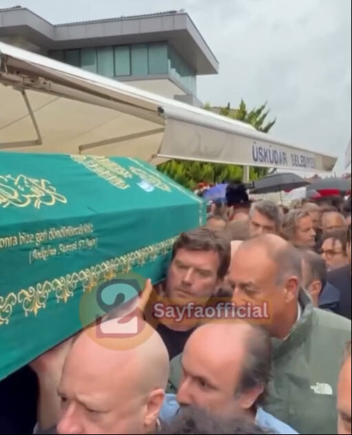 Halit Yukay’a veda! Kıvanç Tatlıtuğ yakın dostunu gözyaşlarıyla uğurladı - 2. Resim