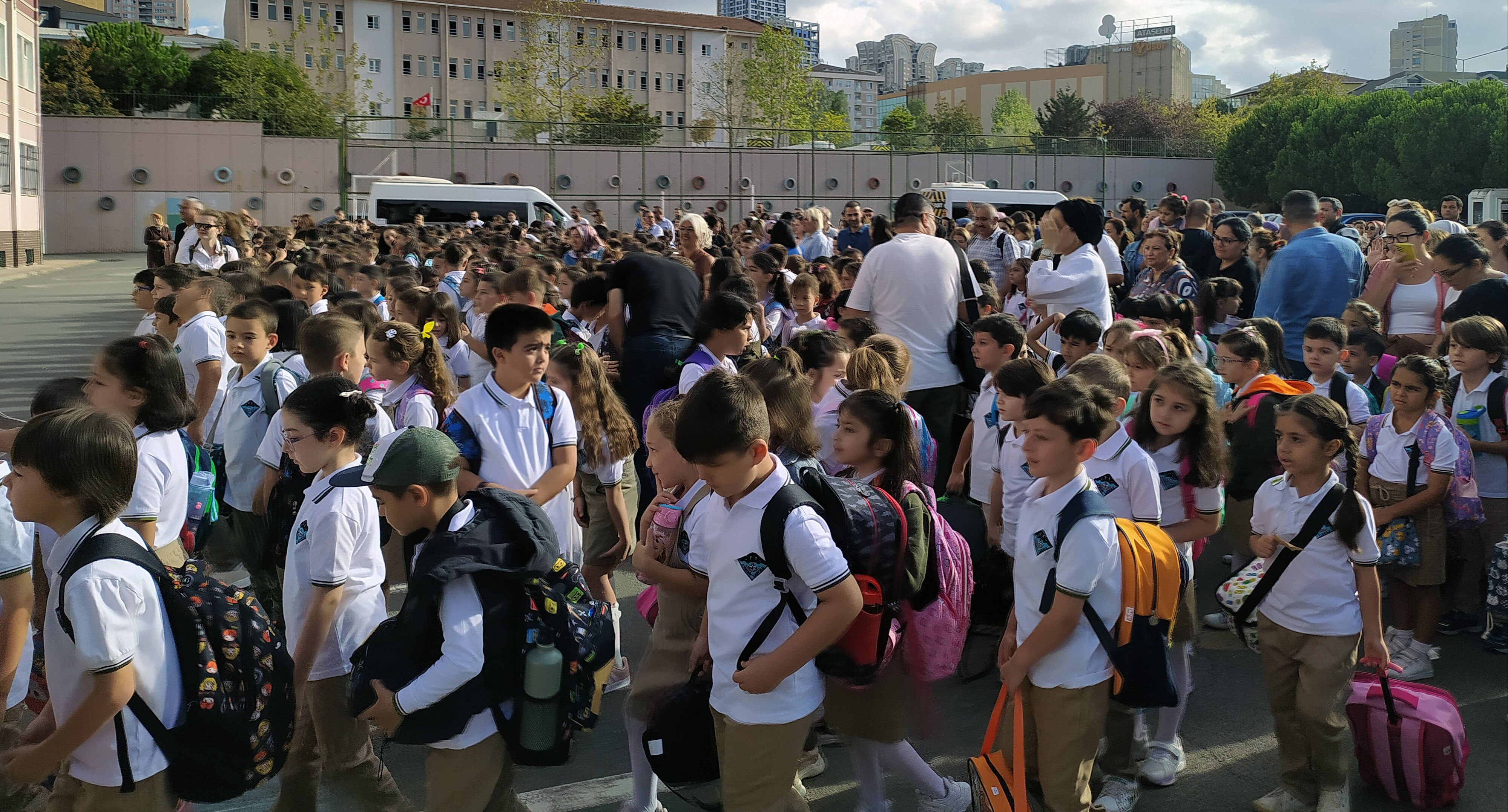 Okullar saat 10’da mı başlayacak, Pazartesi okullar saat kaçta? 8 Eylül okul saatleri gündemde! - 3. Resim