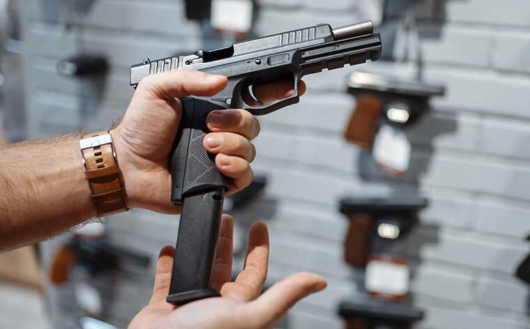 Silah taşıma ve bulundurma ruhsat harçlarına zam! Fiyat 2 katına çıktı - 1. Resim