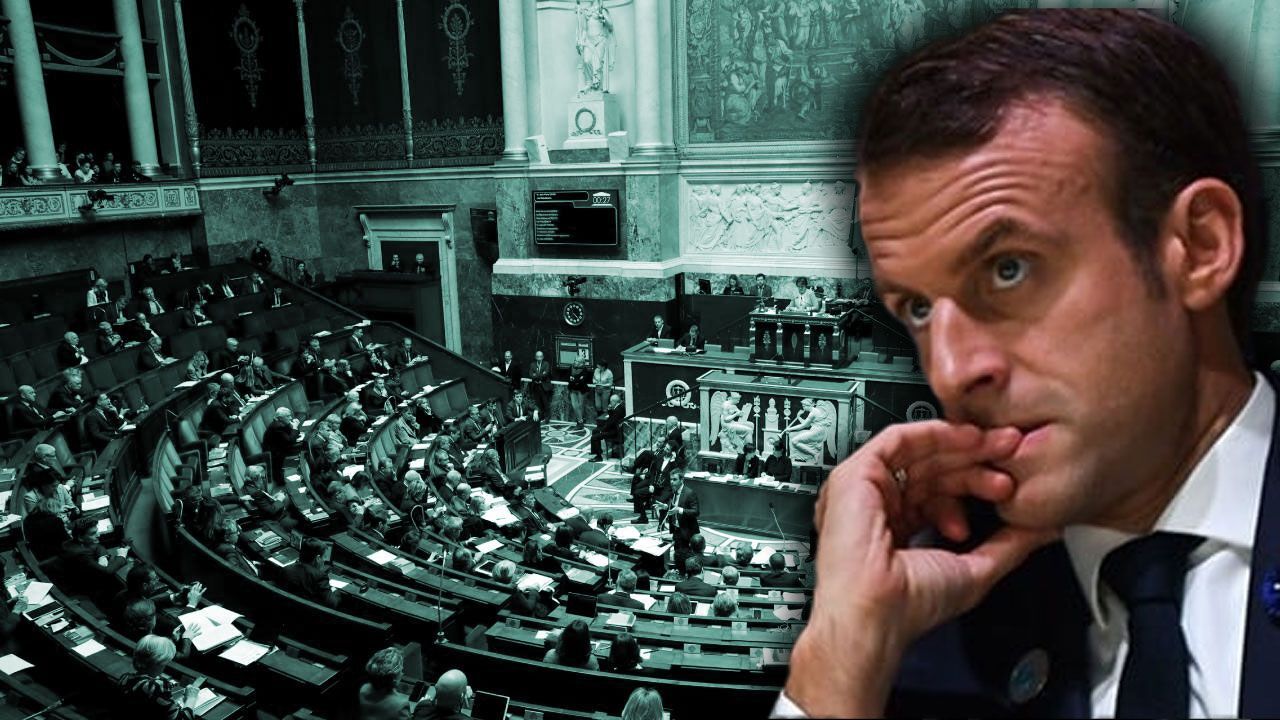 Teklif Parlamento&#039;ya sunuldu! Macron görevden azledilme ile karşı karşıya