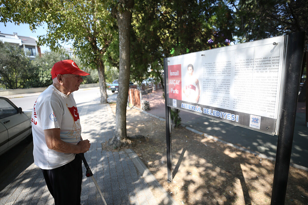 Türk atletizminin efsanesi ortaya çıktı! Yüzyılın atletinden tepki: Adam tuvalete giderken arabayla gidiyor - 4. Resim