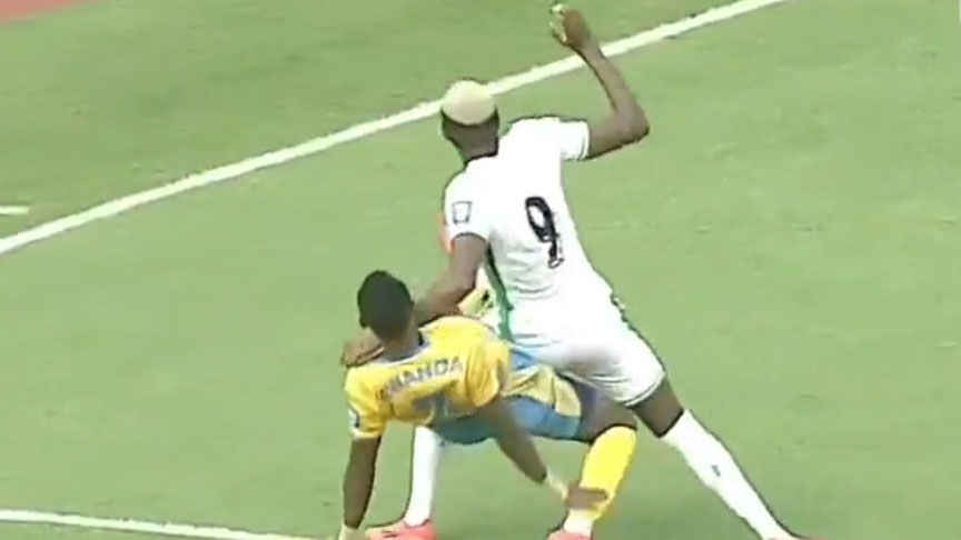 Victor Osimhen'den Galatasaray'ı yıkacak haber: Sakatlık geçirdi, oyunu yarıda bıraktı - 2. Resim