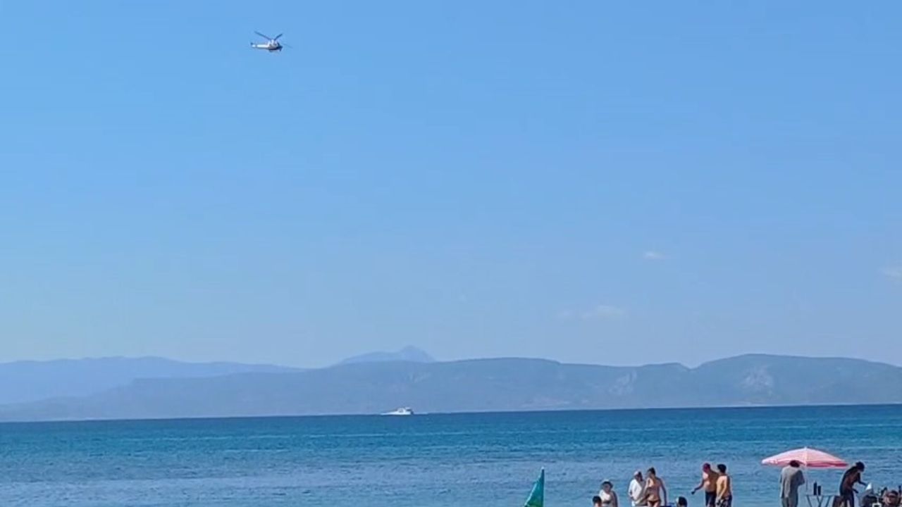 Ayvalık açıklarında göçmen botu kaza yaptı: 5 ölü, 1 yaralı, 1 kayıp Ayvalık açıklarında göçmen botu kaza yaptı: 5 ölü, 1 yaralı, 1 kayıp