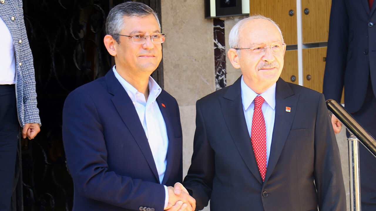 CHP'de 'butlan'dan kurtulma hesapları! Amaç, Kılıçdaroğlu'nu köşeye sıkıştırmak CHP'de 'butlan'dan kurtulma hesapları! Amaç, Kılıçdaroğlu'nu köşeye sıkıştırmak - 1. Resim