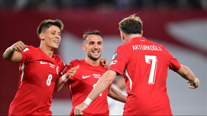 Galatasaray'da Okan Buruk'tan Osimhen açıklaması: Bizim için üzücü oldu - 1. Resim