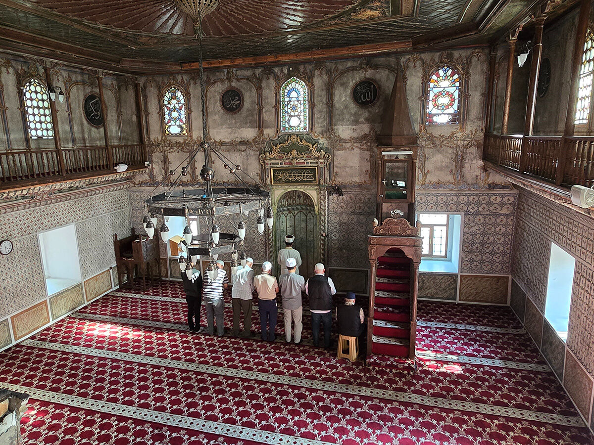 Gören bir daha bakıyor... 224 yıldır bozulmadan korunan Başçavuşoğlu Camii dikkat çekti Gören bir daha bakıyor... 224 yıldır bozulmadan korunan Başçavuşoğlu Camii dikkat çekti - 2. Resim