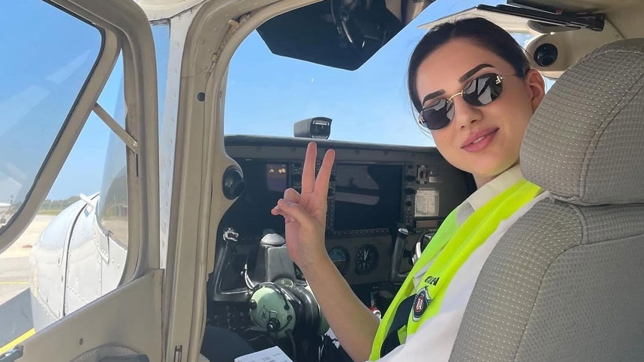 İzmir'de eğitim uçağının düşme anı güvenlik kamerasında İzmir'de eğitim uçağının düşme anı güvenlik kamerasında - 1. Resim