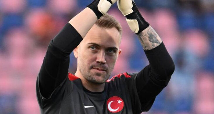 Mert Günok sakat mı, neden kadroda yok? Türkiye - İspanya maçında forma giymiyor Mert Günok sakat mı, neden kadroda yok? Türkiye - İspanya maçında forma giymiyor - 2. Resim