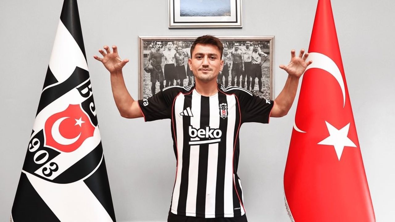Beşiktaş'ın yeni transferi Cengiz Ünder'den ilk açıklama! "Kulağım tüm dedikodulara kapalı" Beşiktaş'ın yeni transferi Cengiz Ünder'den ilk açıklama! "Kulağım tüm dedikodulara kapalı"