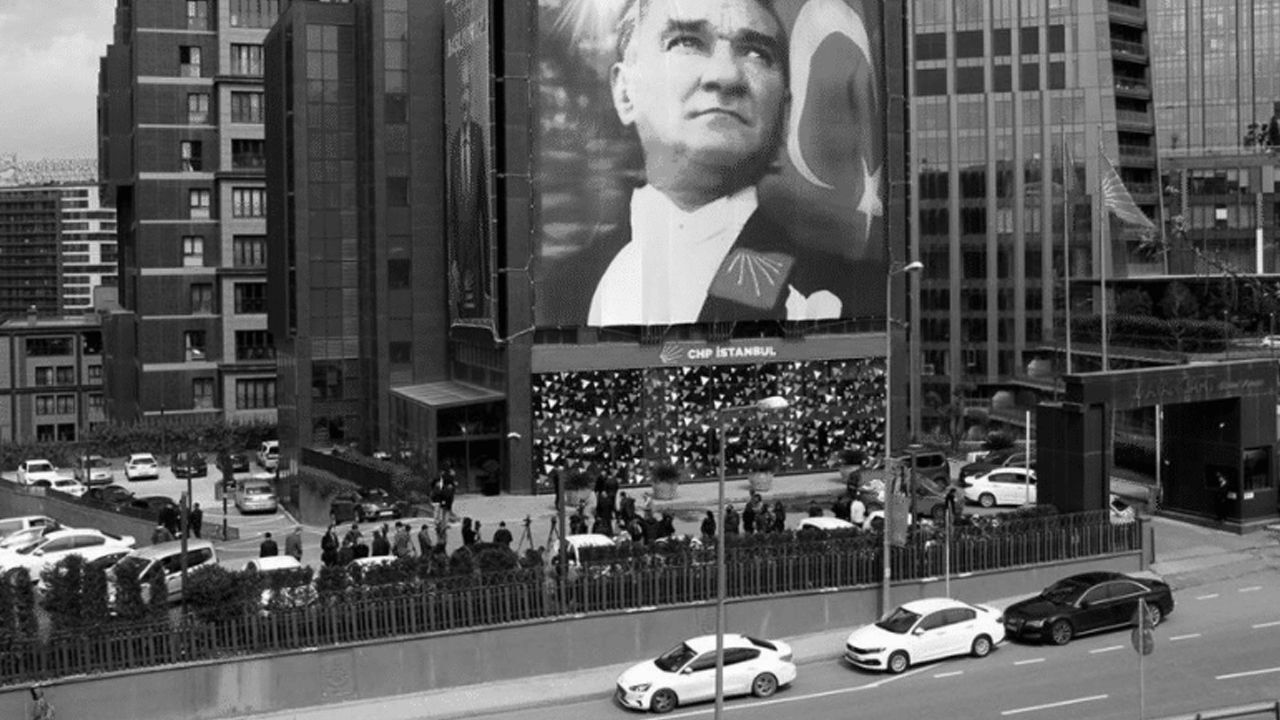 CHP İstanbul olağanüstü kongreye gidiyor! CHP İstanbul olağanüstü kongreye gidiyor!