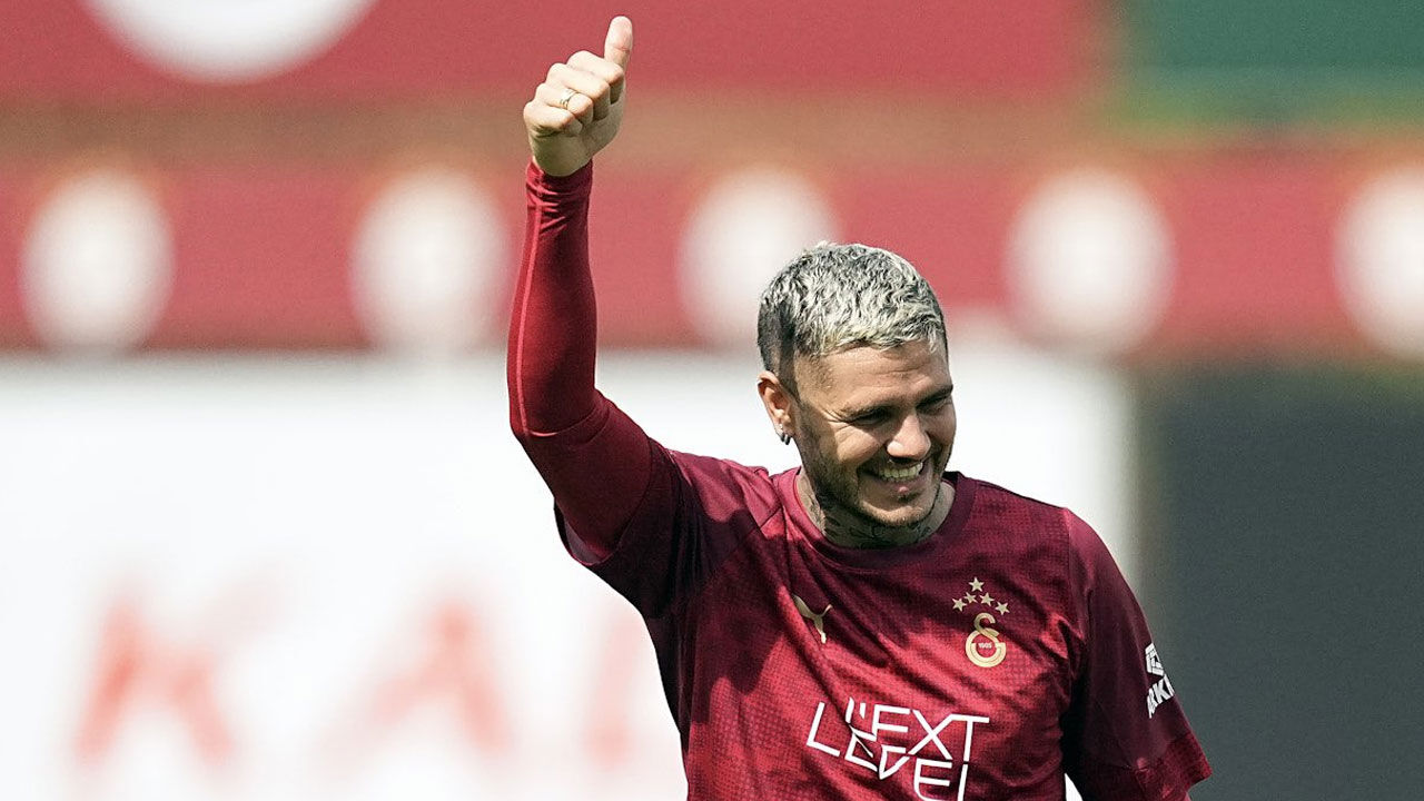Galatasaray'da İlkay Gündoğan hayran bıraktı, formaya göz kırptı: O isim kulübeye çekilecek Galatasaray'da İlkay Gündoğan hayran bıraktı, formaya göz kırptı - 2. Resim
