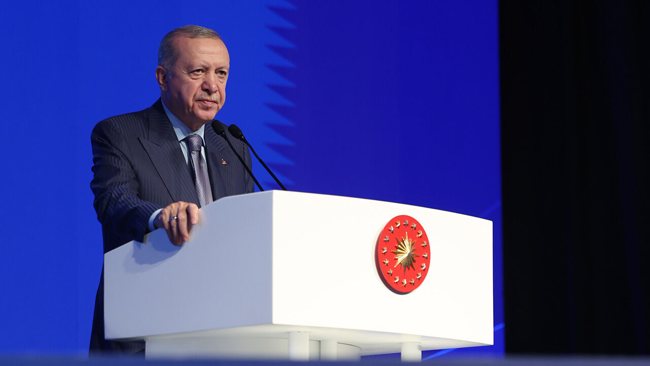 İzmir Balçova'daki saldırının ardından Erdoğan'dan ilk açıklama: Bağlantıları araştırılıyor İzmir Balçova'daki saldırının ardından Erdoğan'dan ilk açıklama: Bağlantıları araştırılıyor - 2. Resim