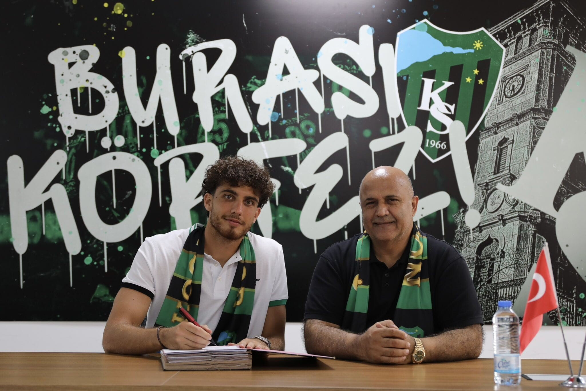 Kocaelispor'dan transfer hamlesi! Parma'dan Botond Balogh kiralandı Kocaelispor'dan transfer hamlesi! Parma'dan Botond Balogh'u kiralandı - 1. Resim