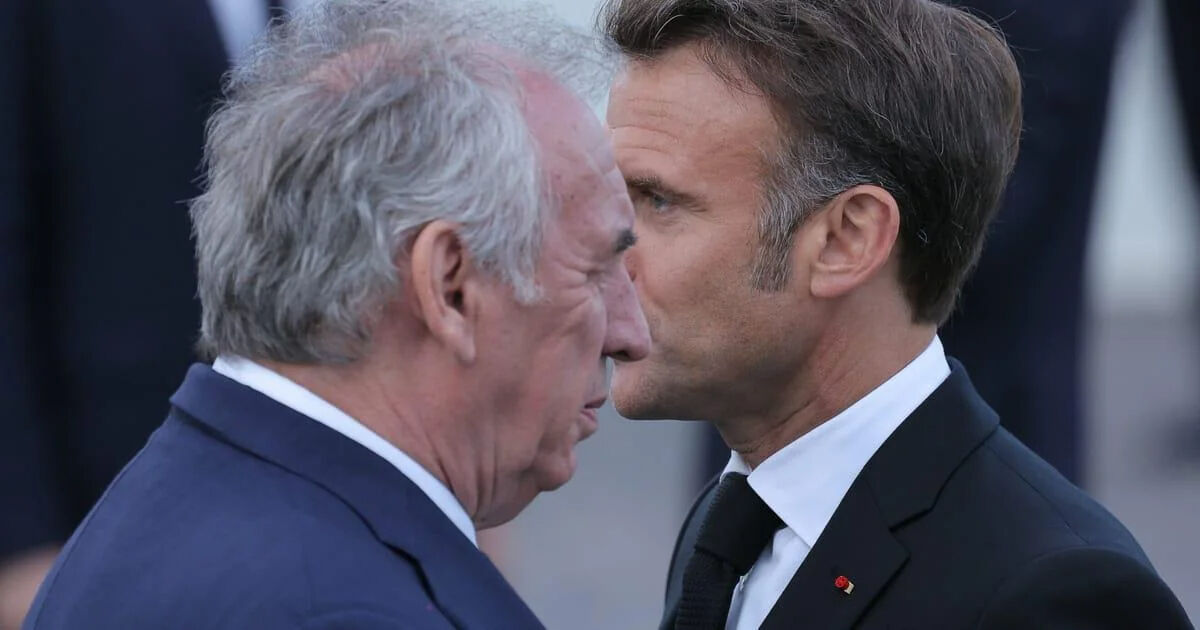 Macron istifa mı ediyor?  'Siyaset sahnesinden silinebilir' dediler! Macron istifa mı ediyor?  'Siyaset sahnesinden silinebilir' dediler! - 1. Resim