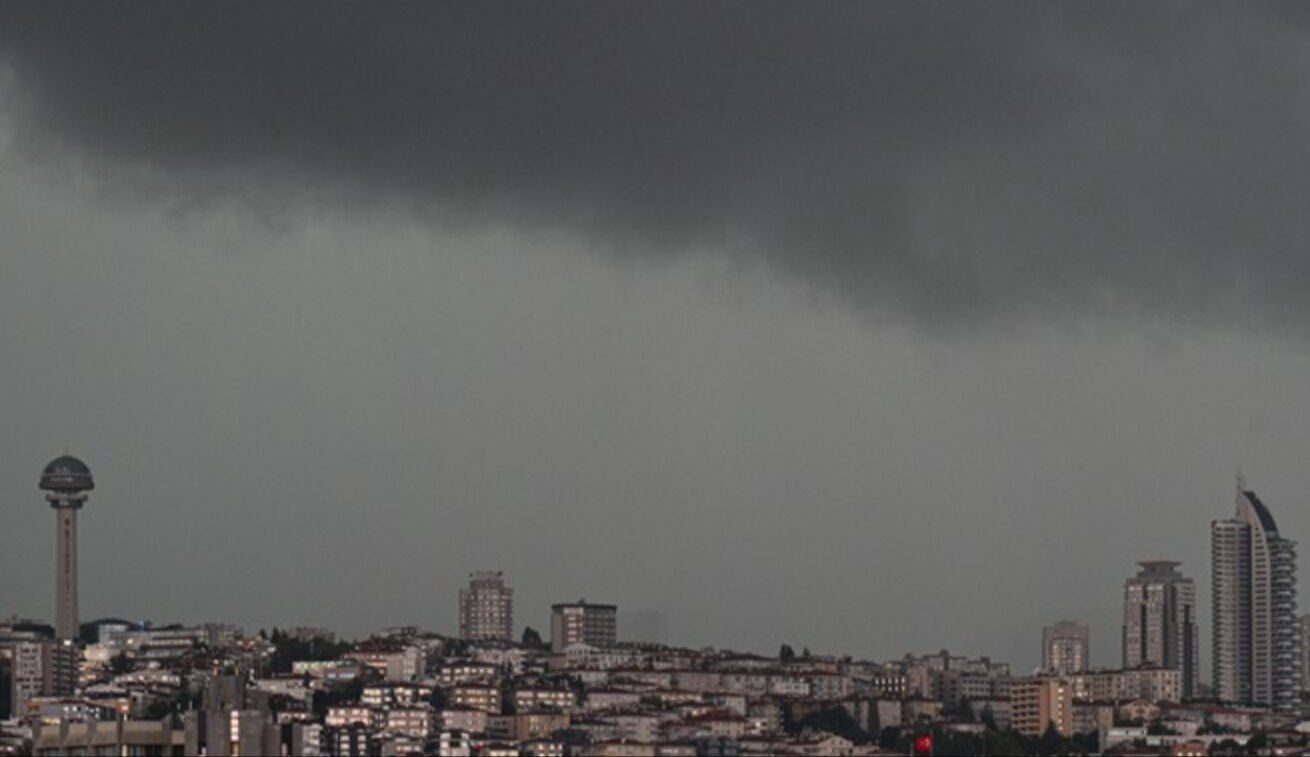 Meteoroloji uyardı, Başkent sele gitti! İstinat duvarı yıkıldı Meteoroloji uyardı, Başkent sele gitti! İstinat duvarı yıkıldı - 1. Resim