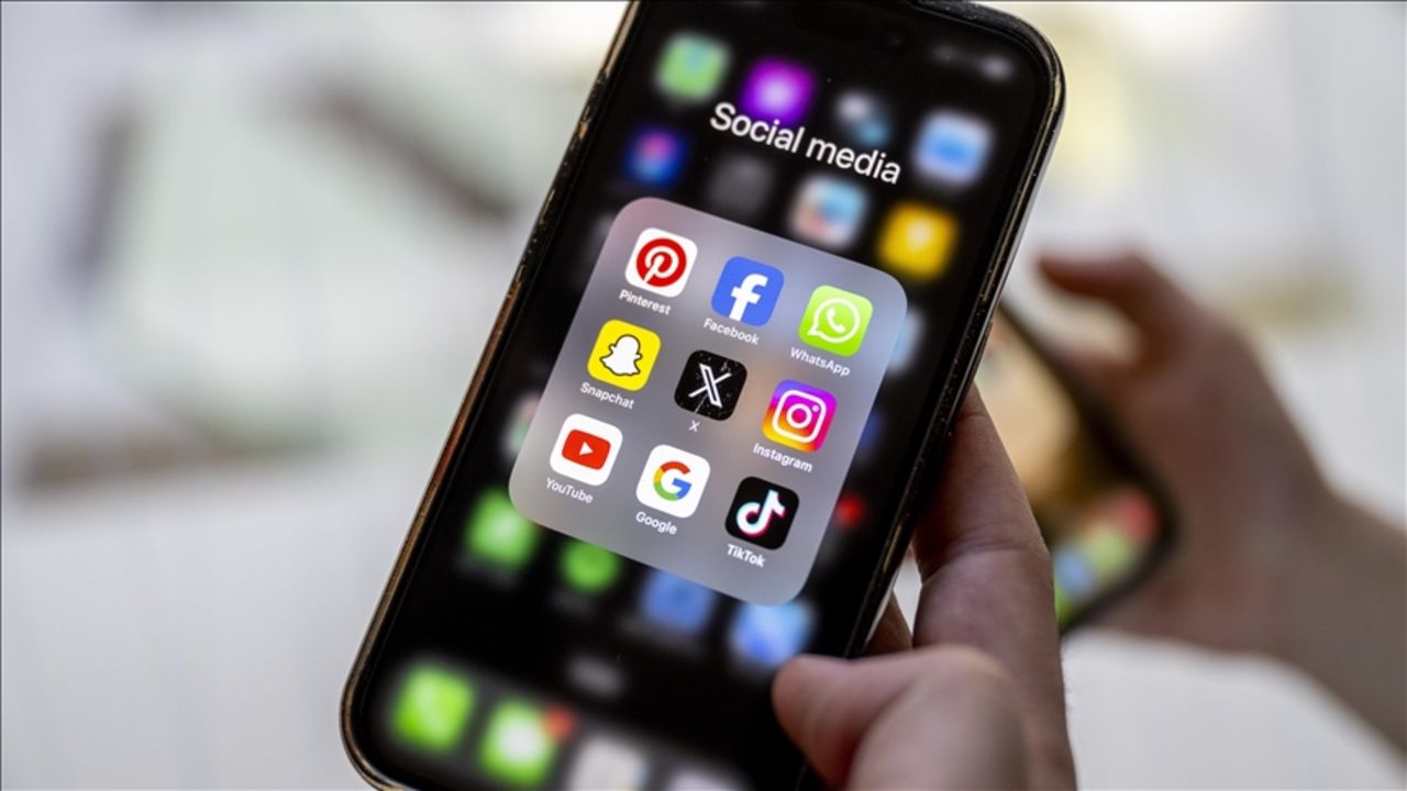 Sosyal medyalar çöktü mü? YouTube, Instagram ve X neden çalışmıyor? Sosyal medyalar çöktü mü? YouTube, Instagram ve X neden çalışmıyor?